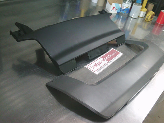 Ranger Rover Sport Genuine Lower Tow Eye Hook Cover Painted Techno Silver New Part