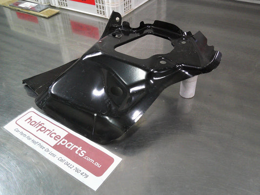 Holden VF Commodore Sedan Genuine Left Hand Tail Light Lamp Quarter Panel New Part