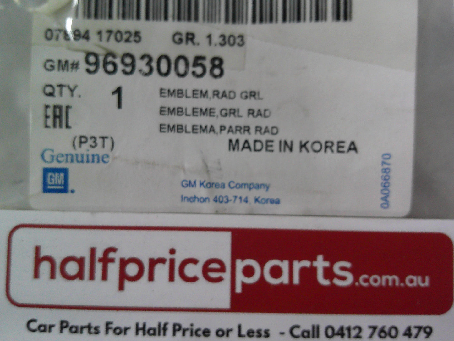 Holden BL Astra Sedan Genuine Front Radiator Grille Emblem Chrome New Part