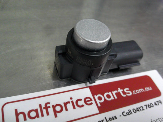 Holden RG7 Colorado/RG Trailblazer Genuine Park Assist Alarm Sensor (BLADE SILVER) New Part