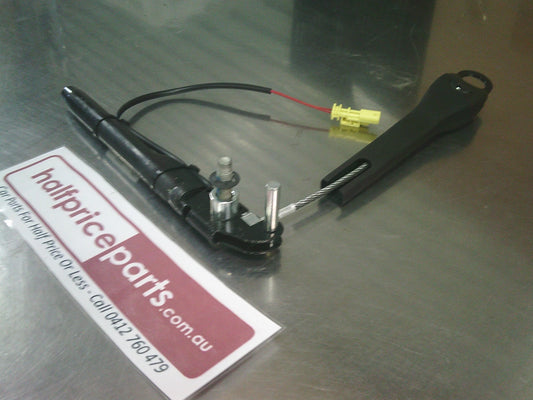 Holden CG Captiva Genuine Front Left Seat Belt Tensioner New Part