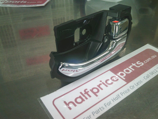 Holden RG Trailblazer Genuine Right Hand Rear Inner Door Handle (Chrome) New Part