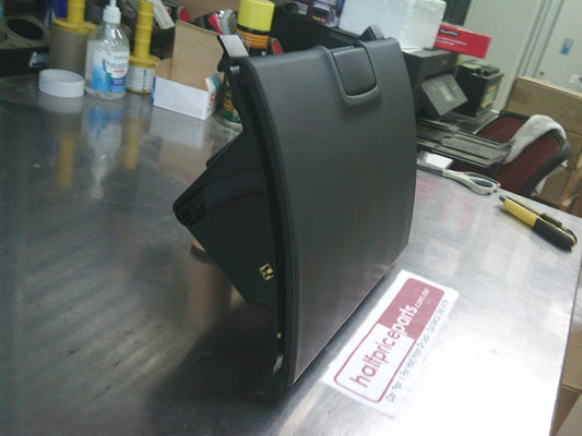 Chevrolet Silverado 1500/2500/3500 Genuine Jet Black Instrument Panel Compartment New Part
