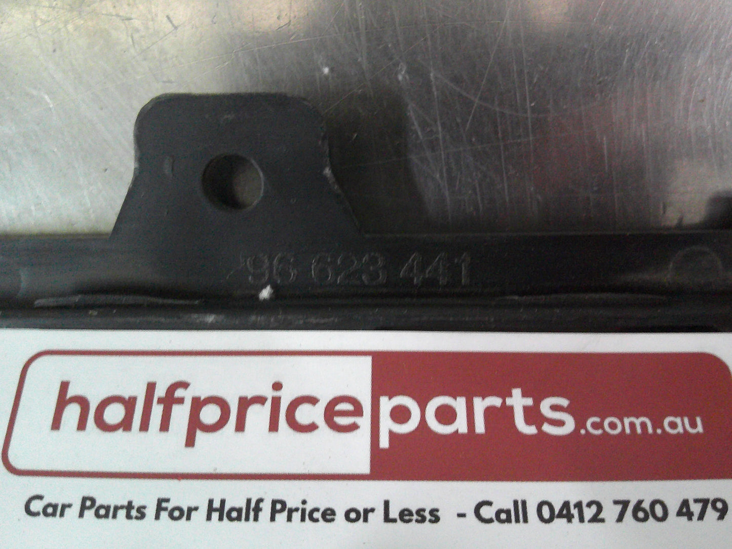 Holden CG Captiva Genuine Front Lower Bumper Grille VGC Used Part