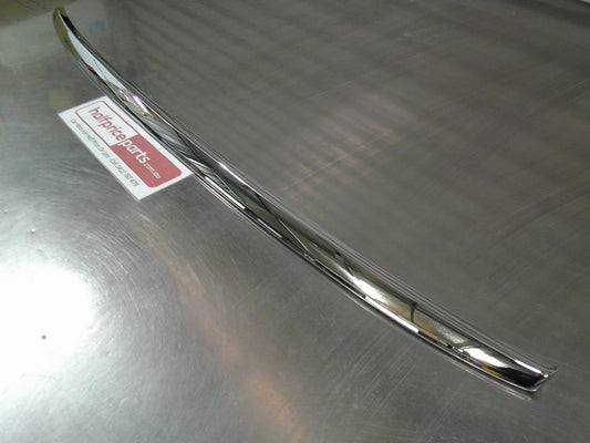 Toyota Kluger Genuine Front Bumper Moulding Chrome New Part