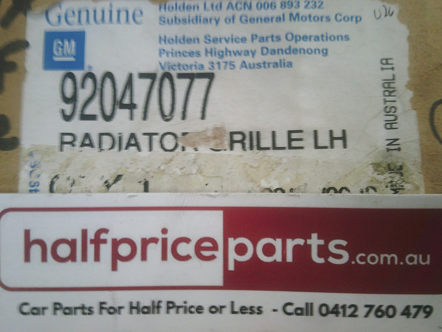 Holden VT/VX Commodore Genuine Front Grille Insert Left Hand New Part