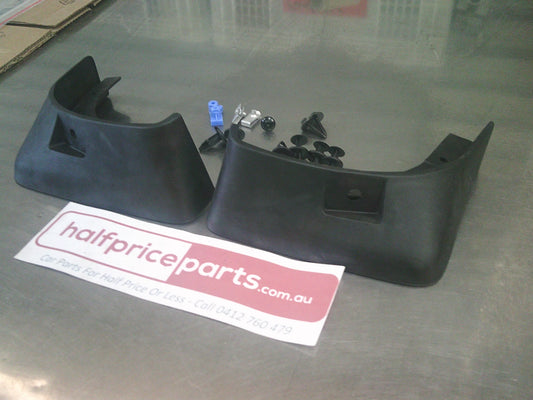 Holden JG/JH Cruze Genuine Rear Mud Flap Set With Fitting Kit New Part