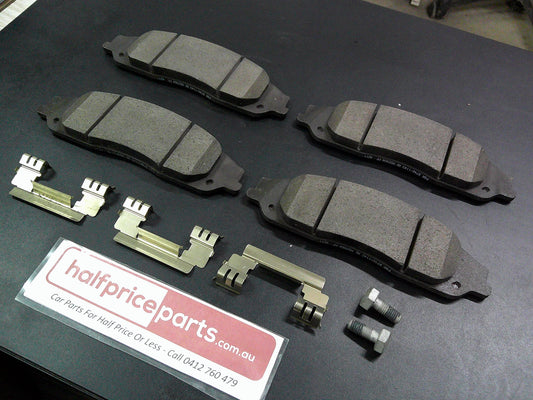 Holden VZ/SS/SSV Commodore/Genuine Front Brake Pad Set New Part
