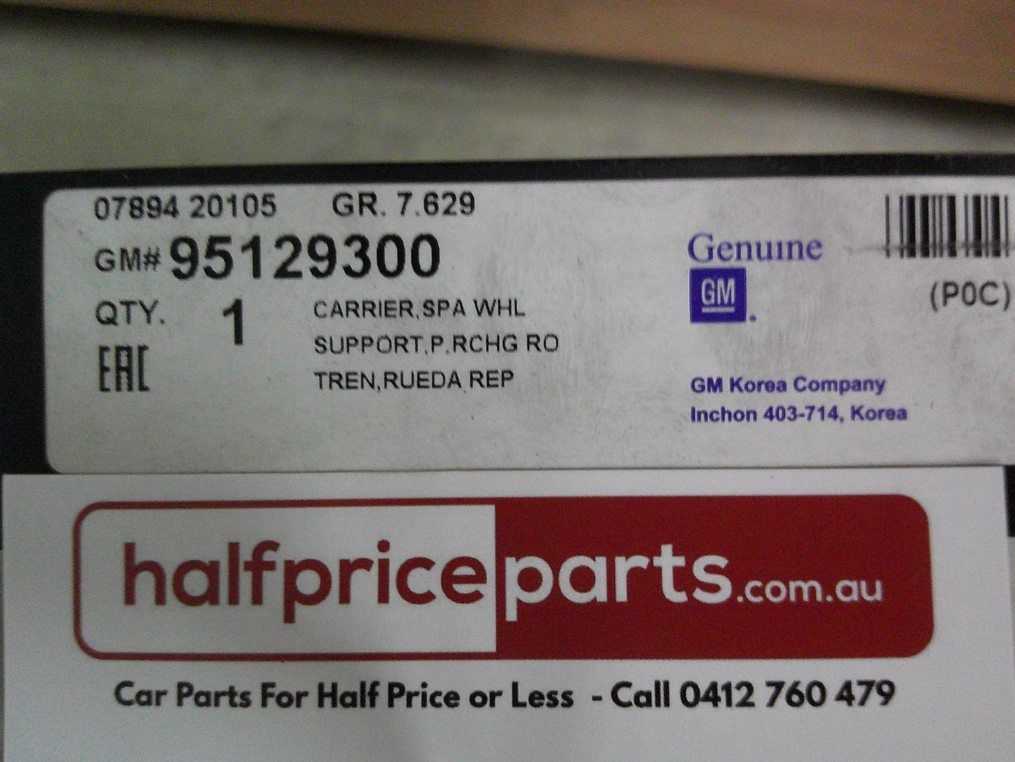 Holden CG Captiva Genuine Spare Wheel Carrier Barcket Assembly New Part