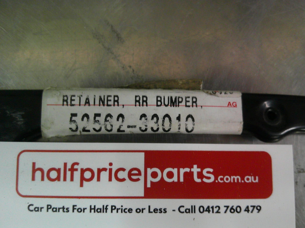 Toyota Camry Sedan Genuine Right Hand Rear Bumper Side Retainer New Part