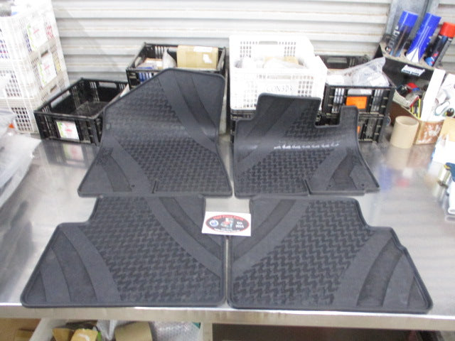 Hyundai IX35 Series II Active/Elite/Highlander Genuine Set Of 4 Rubber Floor Mat New Part