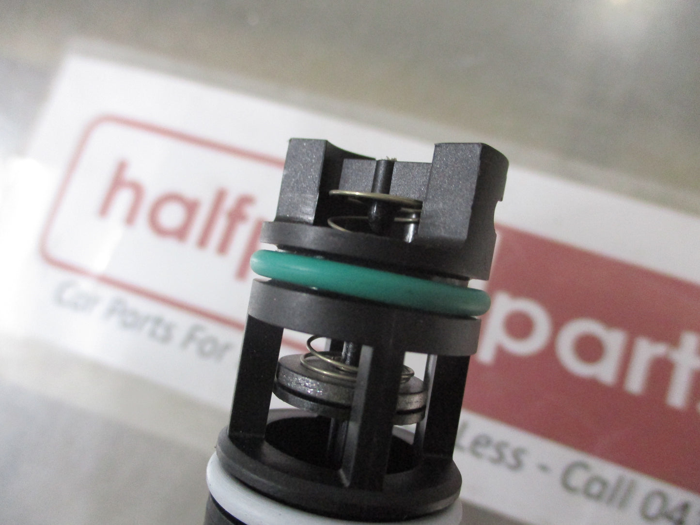Holden RG Colorado/Camaro Genuine Vapor Canister Vent Solenoid New Part
