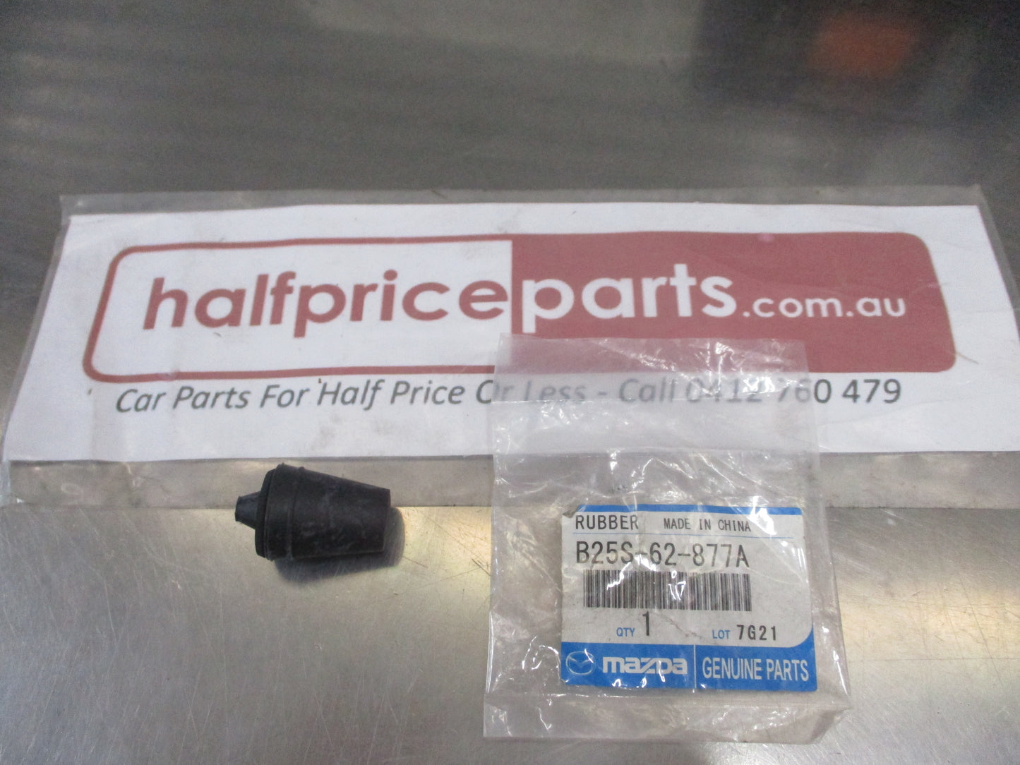 Mazda 3/2 Genuine Upper Tailgate Bump Stop New Part