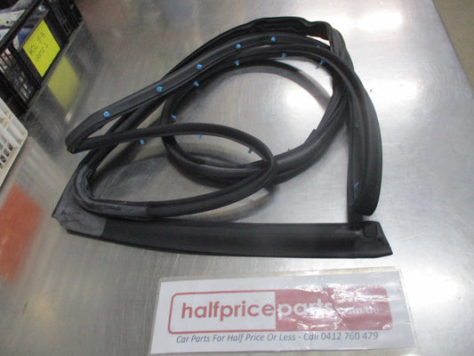 Holden Trax Genuine Drivers Rear Door Weather Strip Seal New Part