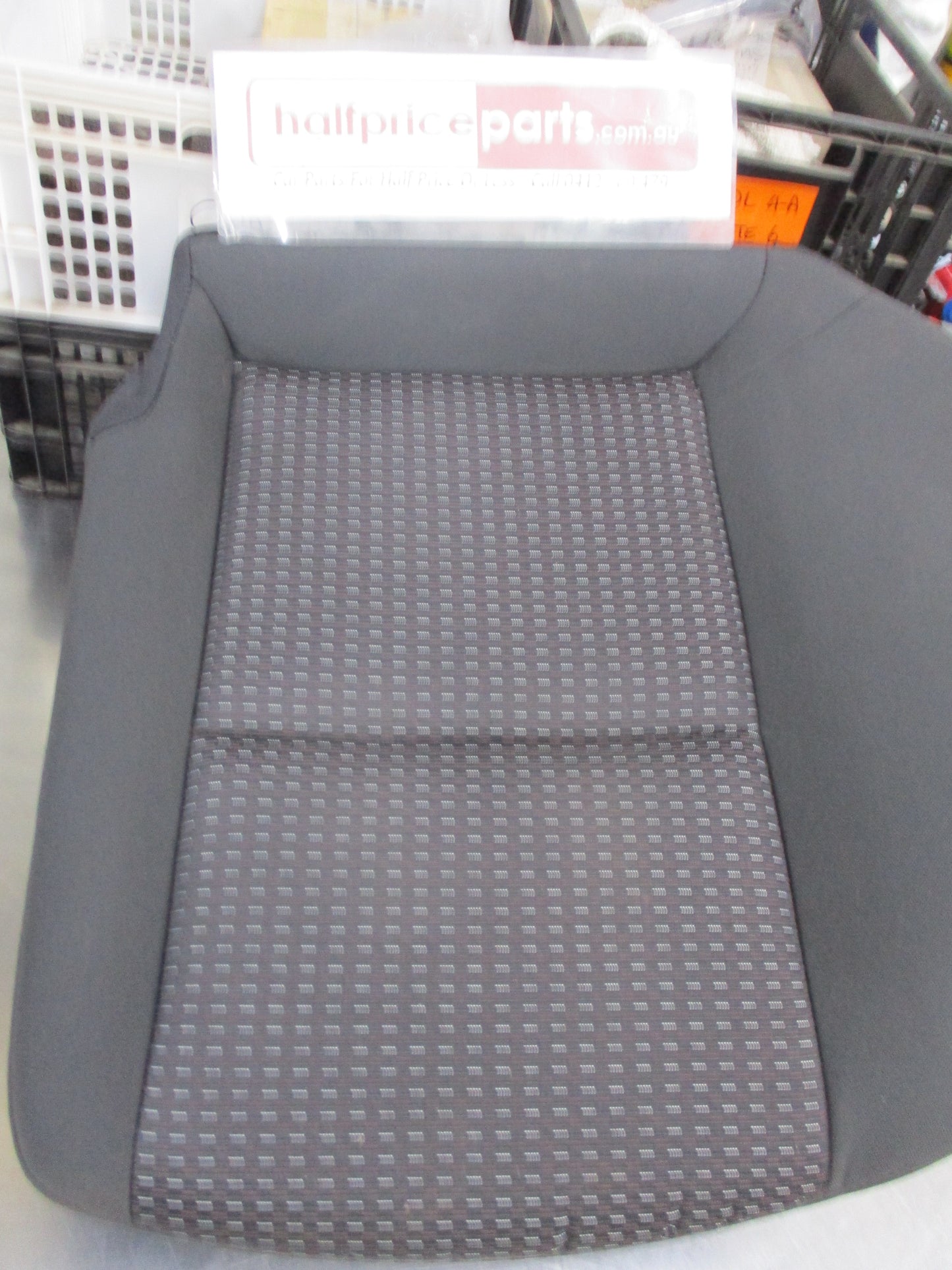 Hyundai I30 S/Wagon Genuine Passenger Rear Seat Base With Trim Complete New Part