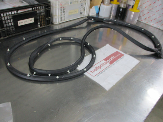 Holden RG Colorado Crew Cab Genuine Right Hand Rear Door Weaterstrip New Part