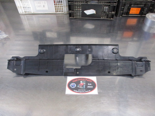 Hyundai Elantra Genuine Top Radiator Guard Trim New Part