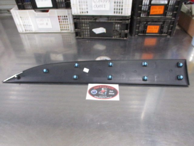 Hyundai Tucson Genuine Drivers Front Door Outer Garnish New Part