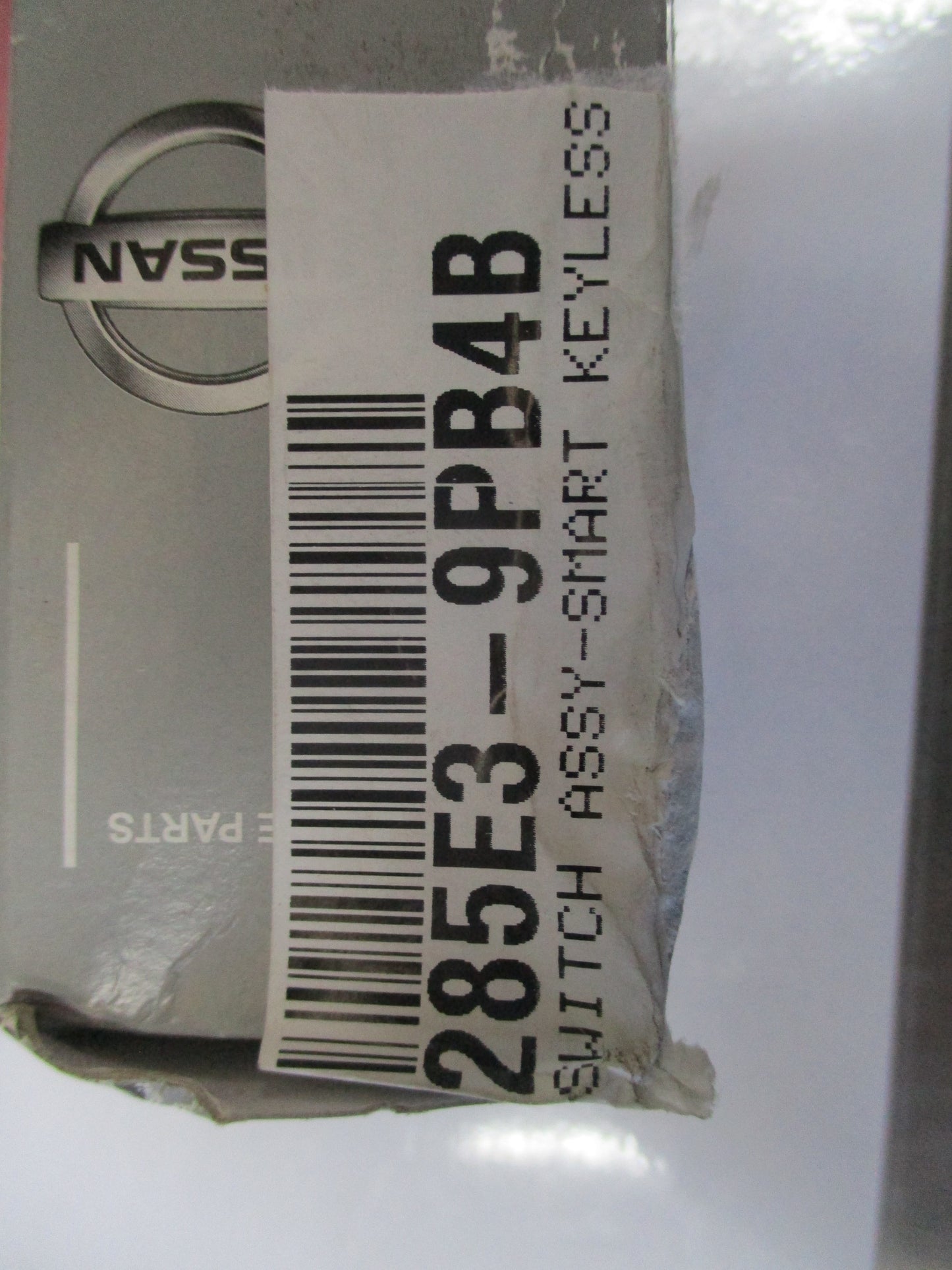 Nissan Pathfinder Genuine Smart Keyless Entry Transmitter New Part
