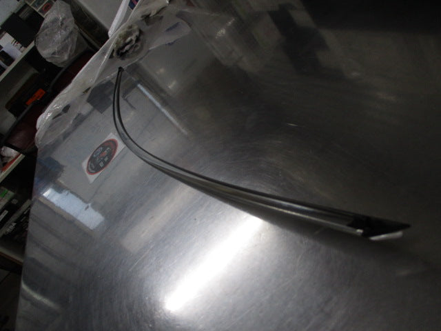 Kia Sorento Genuine Right Hand Door Frame Chrome Moulding New Part