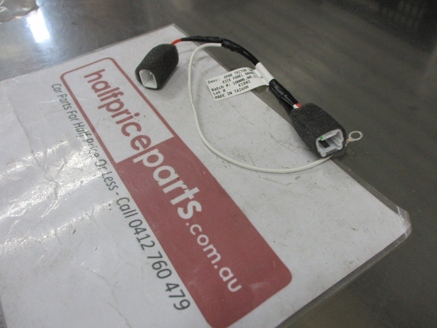 Mitsubishi Triton Genuine TWH Kick Wiring Harness New Part