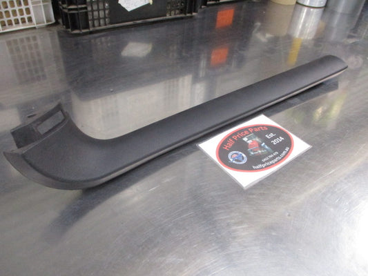 Hyundai Elantra Genuine Tail Gate Side Trim New Part