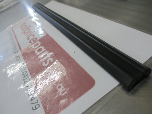 Toyota Front Door Glass Lower 1/4 Glass Run New Part