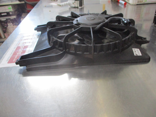 Hyundai Santa Fe Genuine Radiator Fan Blower And Shroud Assembly New Part