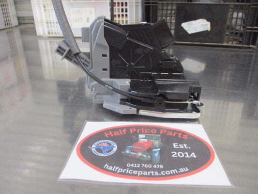 Kia Sorento UM Genuine Right Hand Rear Door (Drivers) Door Lock New Part