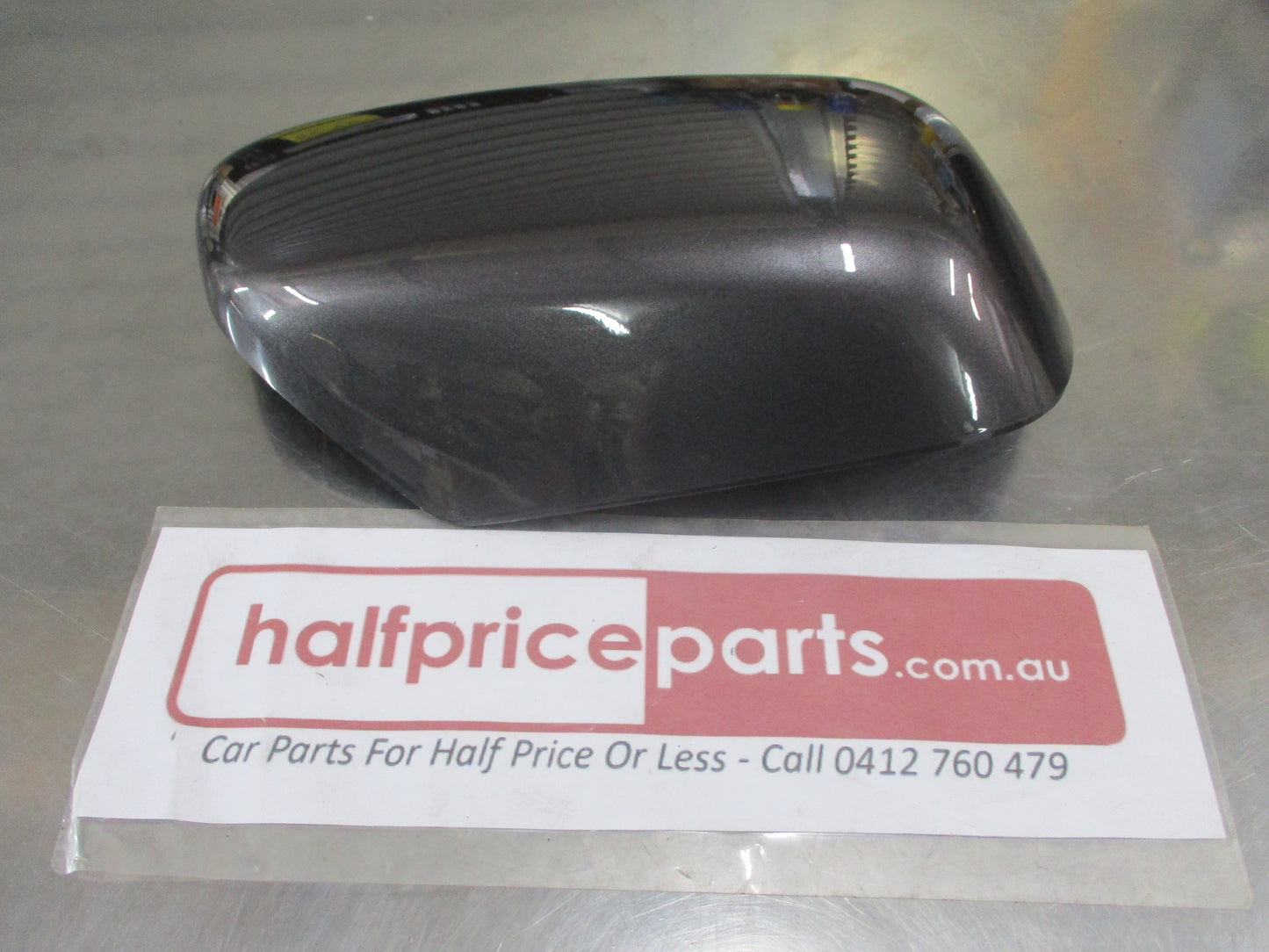 Suzuki Grand Vitara Genuine Right Hand Drivers Mirror Scalp (Factory Gray) New Part