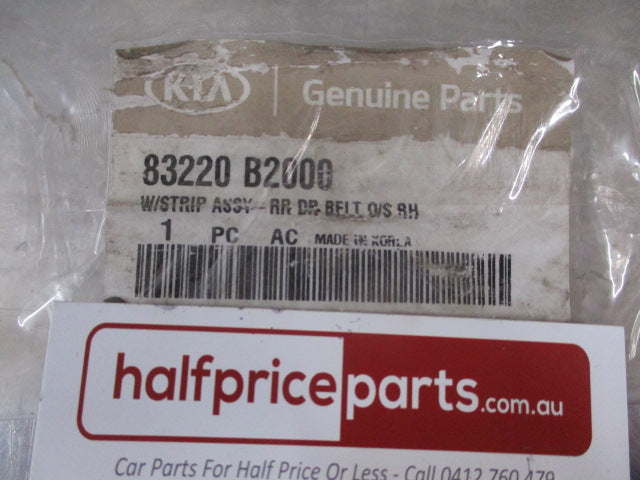 Kia Soul Genuine Right Hand Rear Outer Weatherstrip Moulding New Part