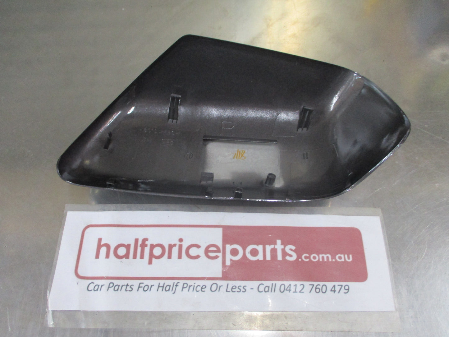 Suzuki Grand Vitara Genuine Right Hand Drivers Mirror Scalp (Factory Gray) New Part