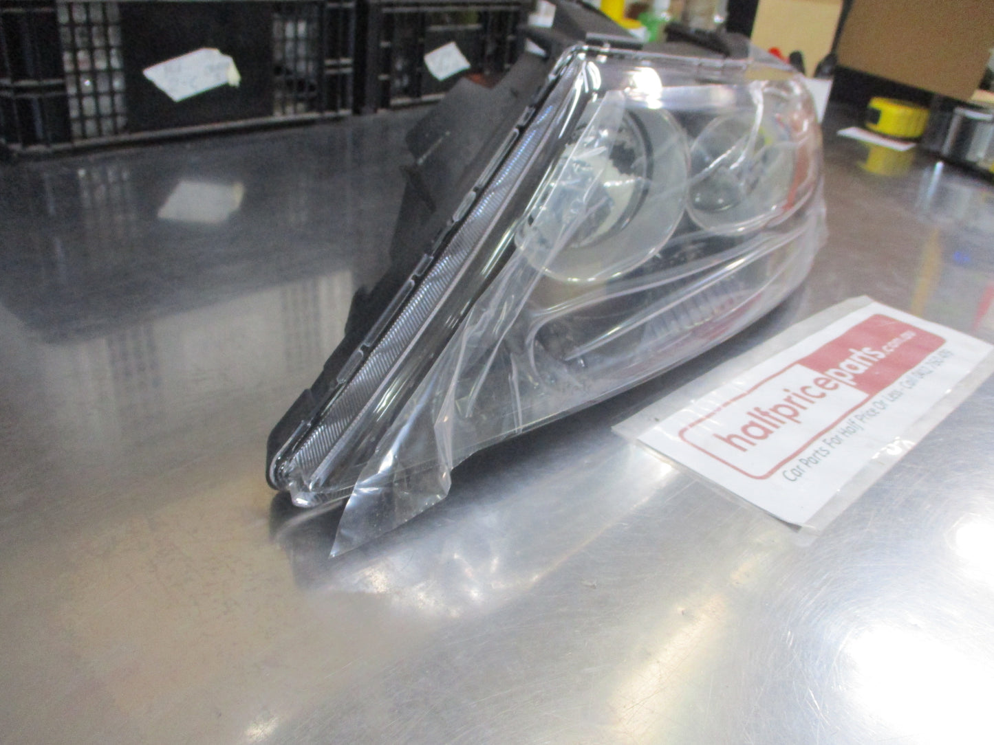 Kia Sorento Genuine Left Hand (Passengers) Side Front Headlight Assembly New Part