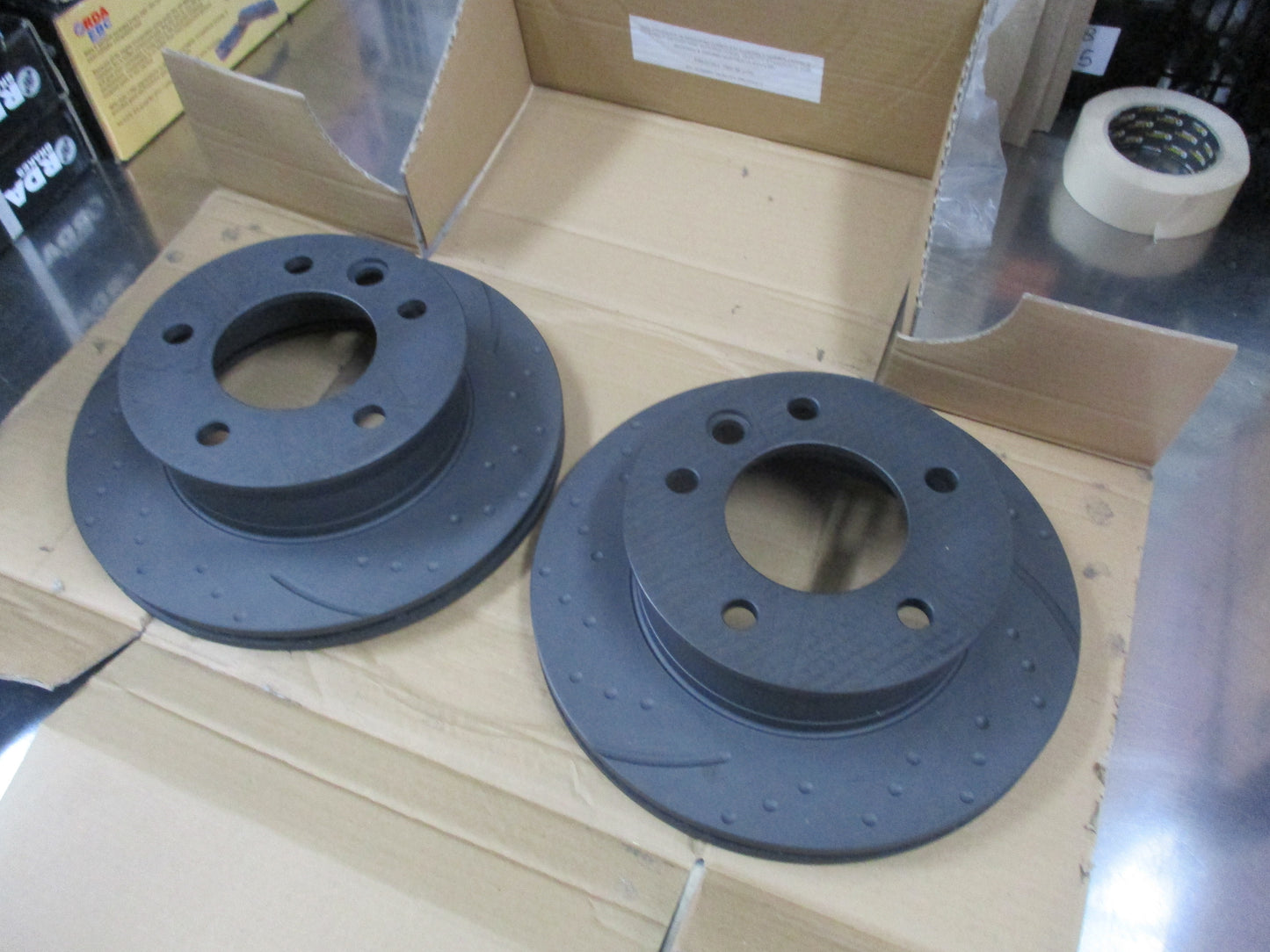 RDA Slotted And Dimpled Front Brake Rotors To Suit Mercedes-Benz Sprinter New Part