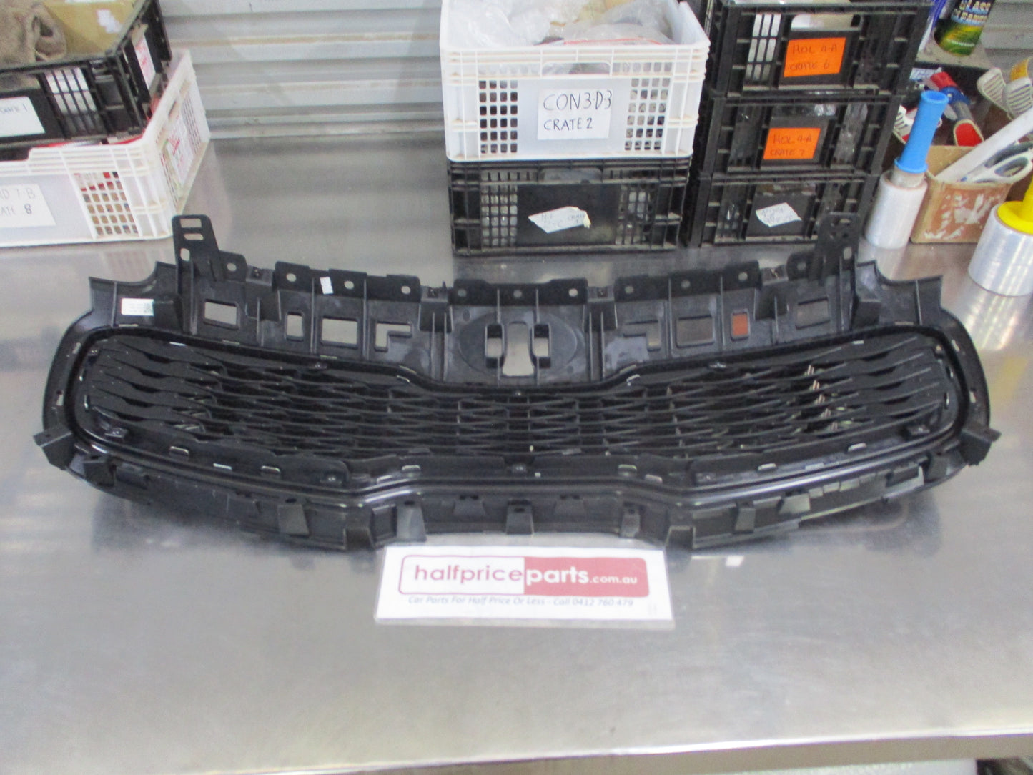 Kia Sportage Genuine Front Radiator Grille (Black And Chrome) New Part