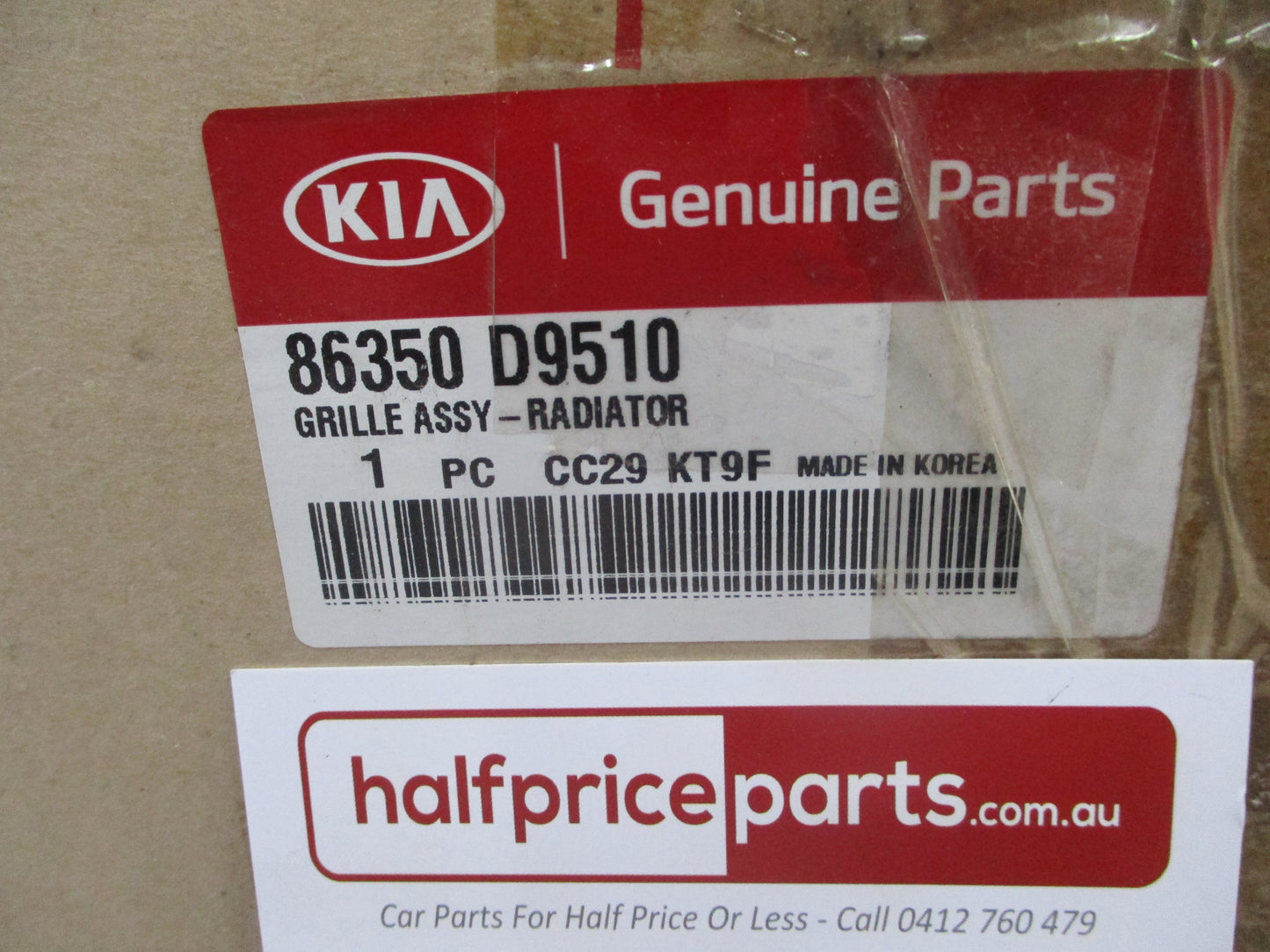 Kia Sportage Genuine Front Radiator Grille (Black And Chrome) New Part