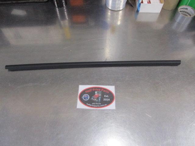 Hyundai Veloster Genuine Left Hand Rear Belt Moulding New Part