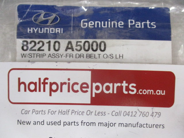 Hyundai I30 Genuine Left Hand Front Door Outside Weather Strip New Part