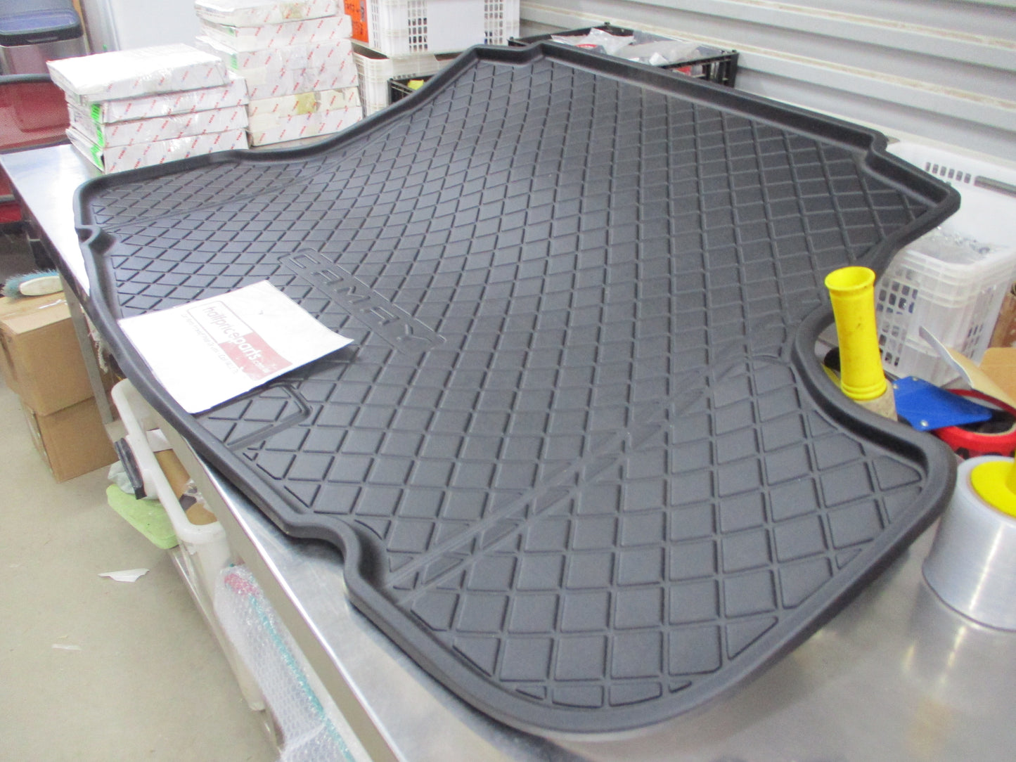 Toyota Camry Genuine Lipped Rubber Boot Liner New Part