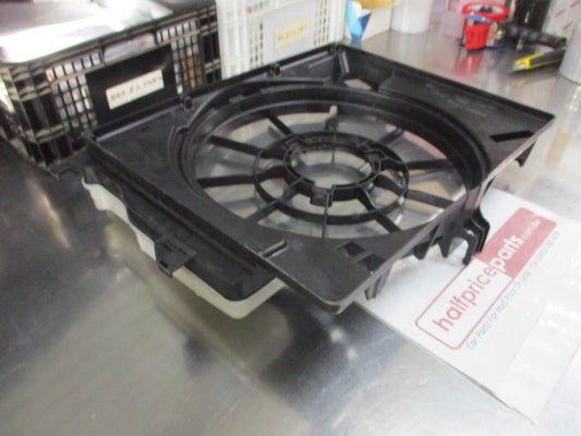 Hyundai Accent/Veloster Genuine Radiator Shroud With Reservoir New Part