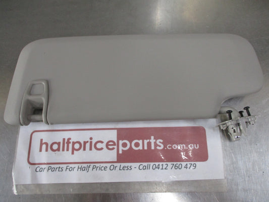 Holden Cruze Genuine Drivers Sun Visor With Mirror New Part