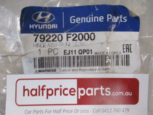 Hyundai Elantra Genuine Right Hand Rear Boot Lid Hinge Assembly New Part
