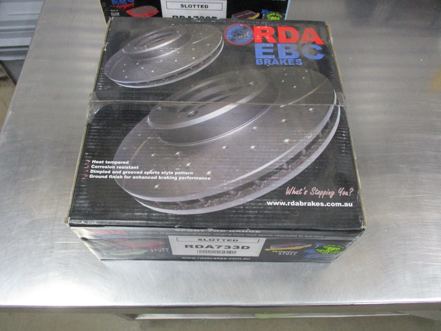RDA Slotted & Dimpled Front Rotor Pair To Suit Holden Apollo / Toyota Camry New Part