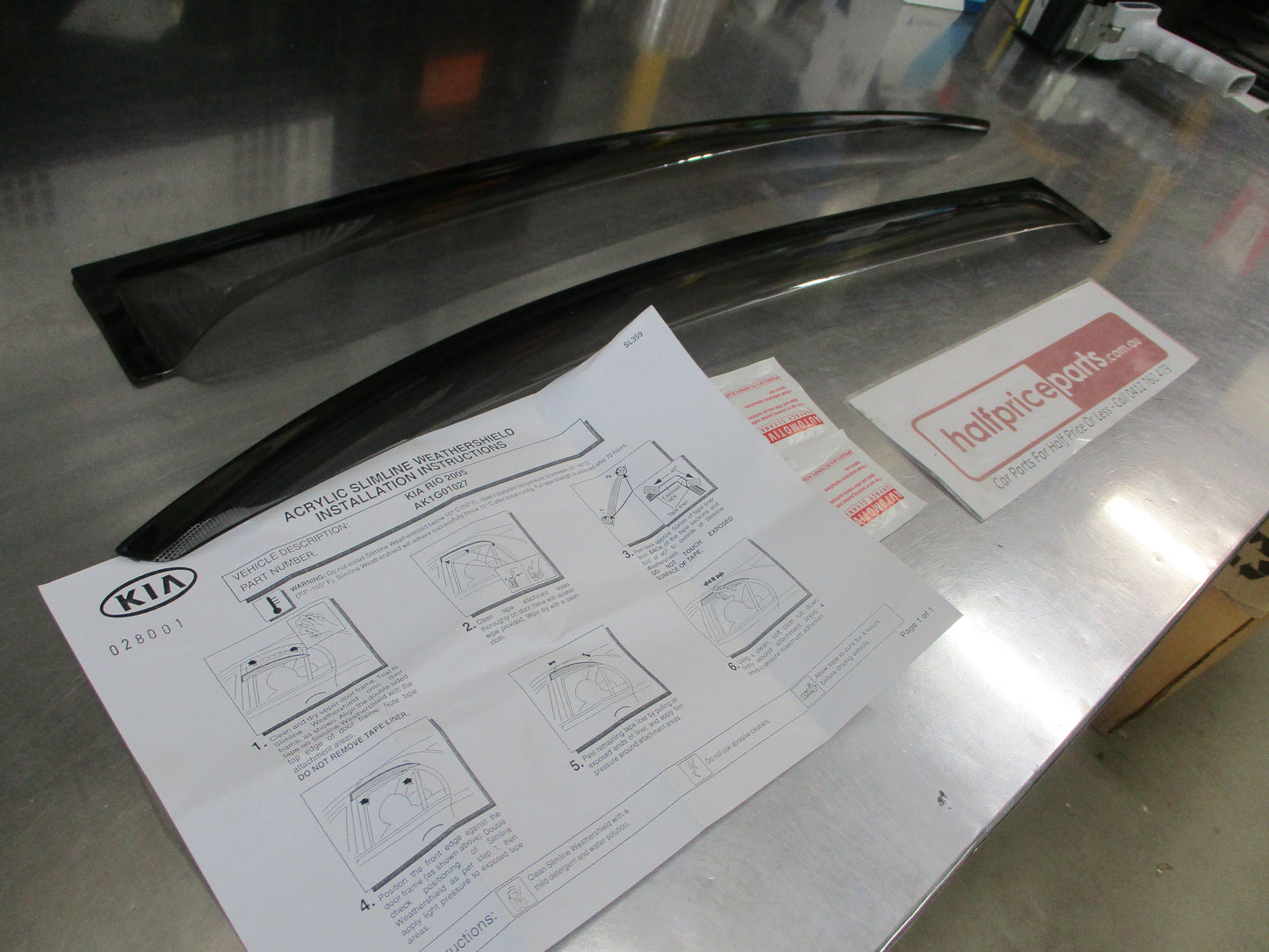 Kia Rio Genuine Rear Only Slimline Weathershields New Part