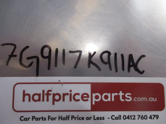 Ford Mondeo Genuine Left Hand Rear Bumper Bracket New Part