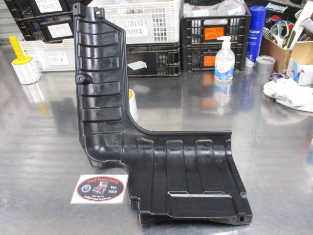 Hyundai Accent Genuine Left Hand Lower Engine Splash Guard New Part