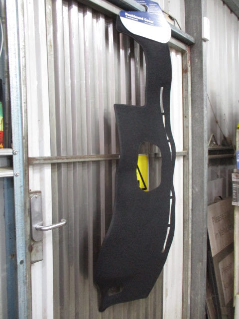 Hyundai Tucson TL Genuine Dash Mat (Black) New Part.