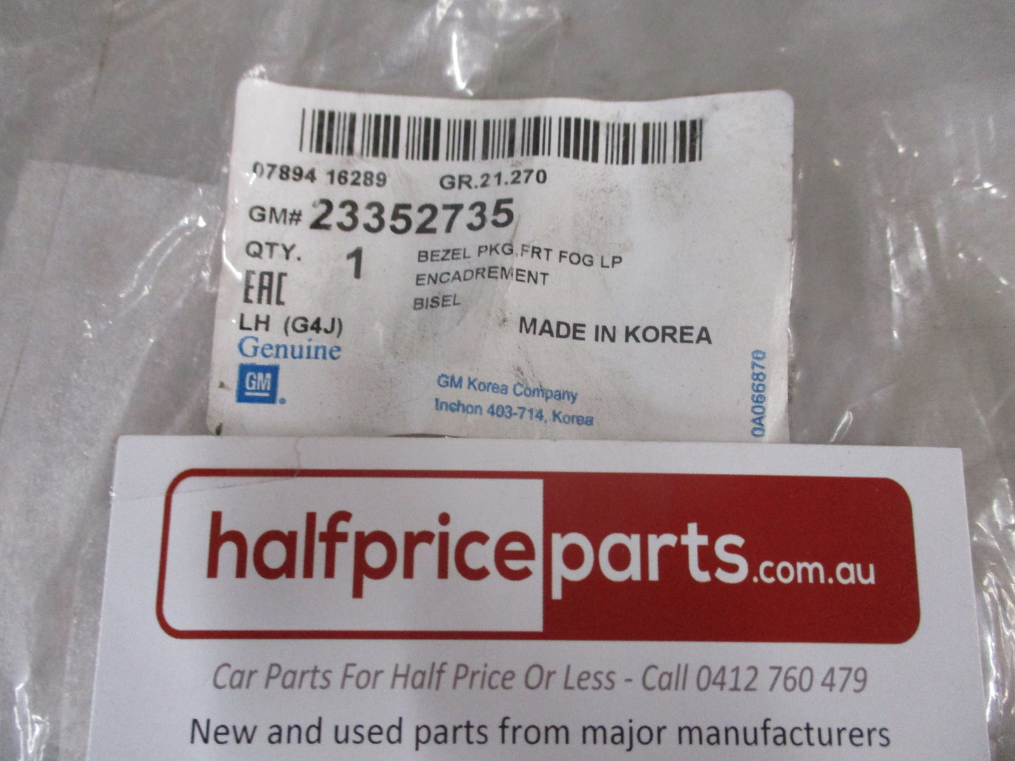 Holden Astra BL Sedan Genuine Front Left Hand Fog Light Bezel New Part