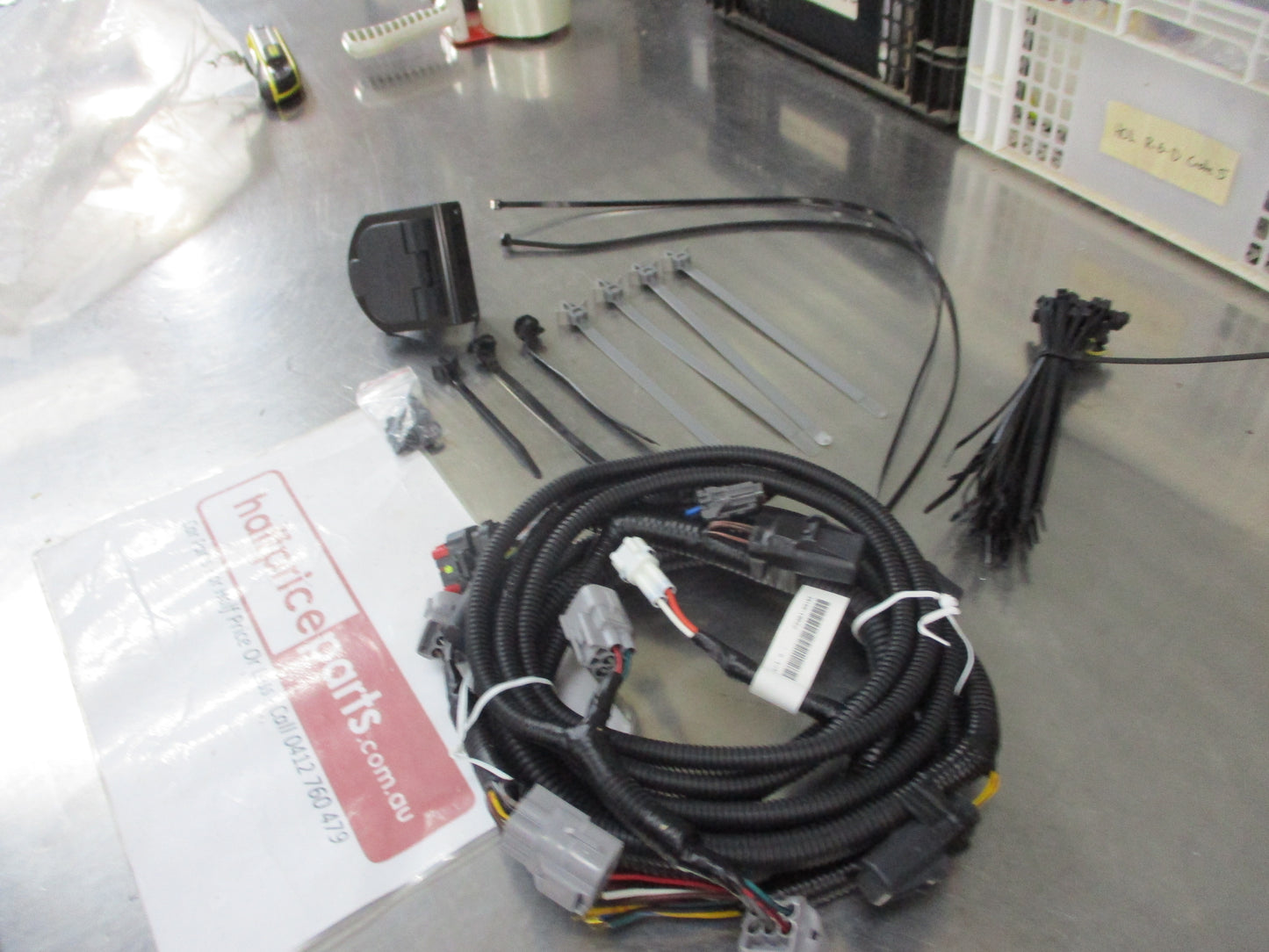 Toyota Hilux GUN126R Genuine 7 Pin Round Trailer Wiring Harness New Part