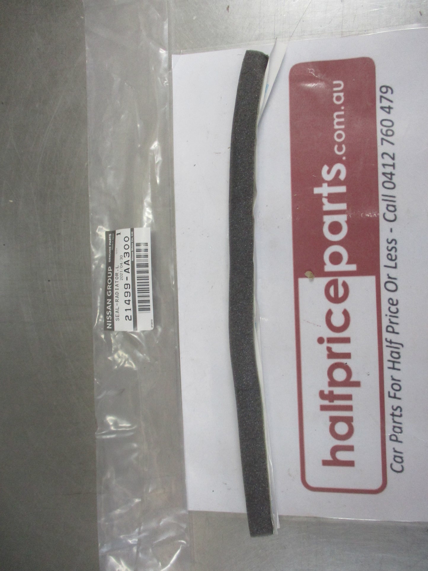 Nissan Skyline GT-R R34 Genuine Left Hand Radiator Seal New Part